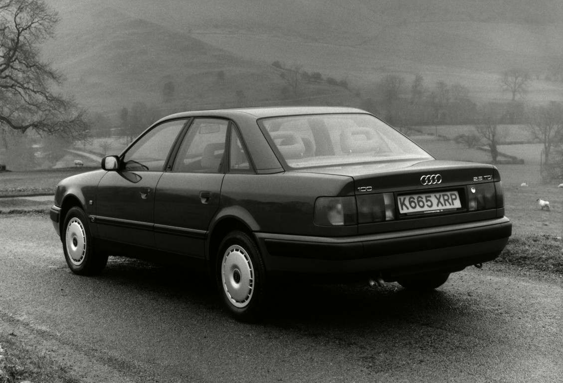 Audi 100 4-door Sedan 100, 174hp (Automatic)